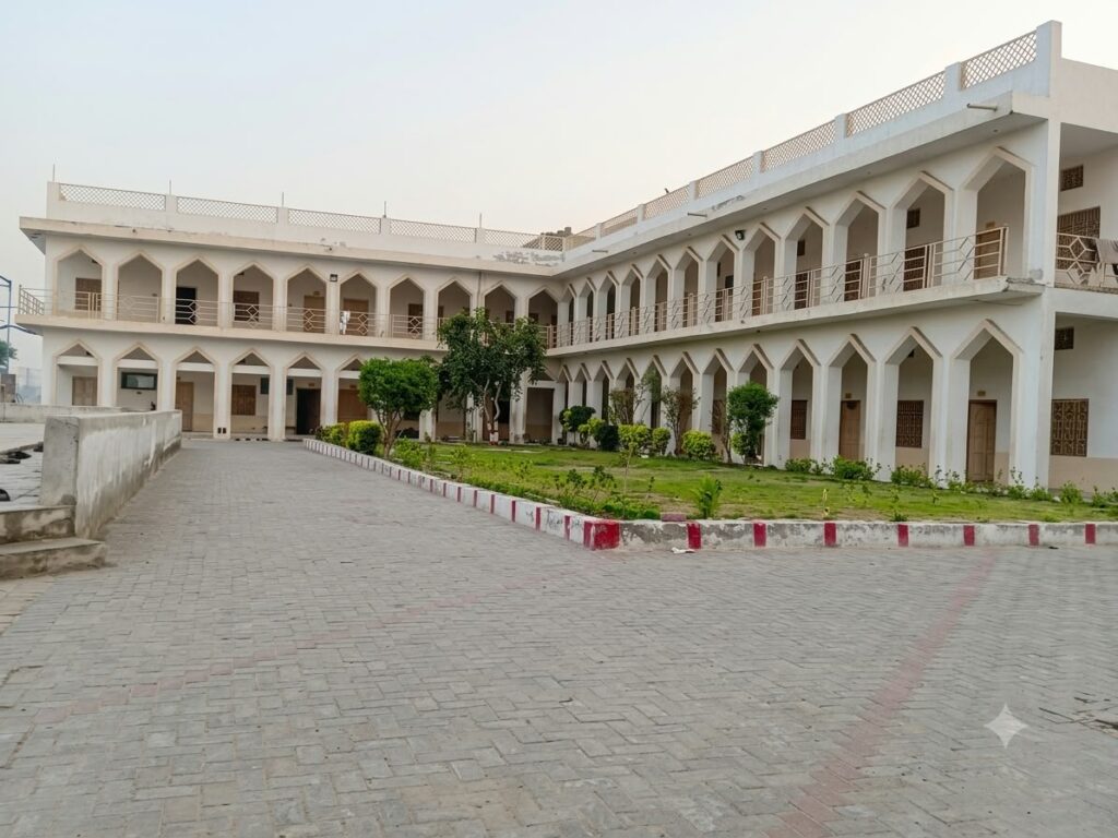 Jamiadaruloomsadiqabad